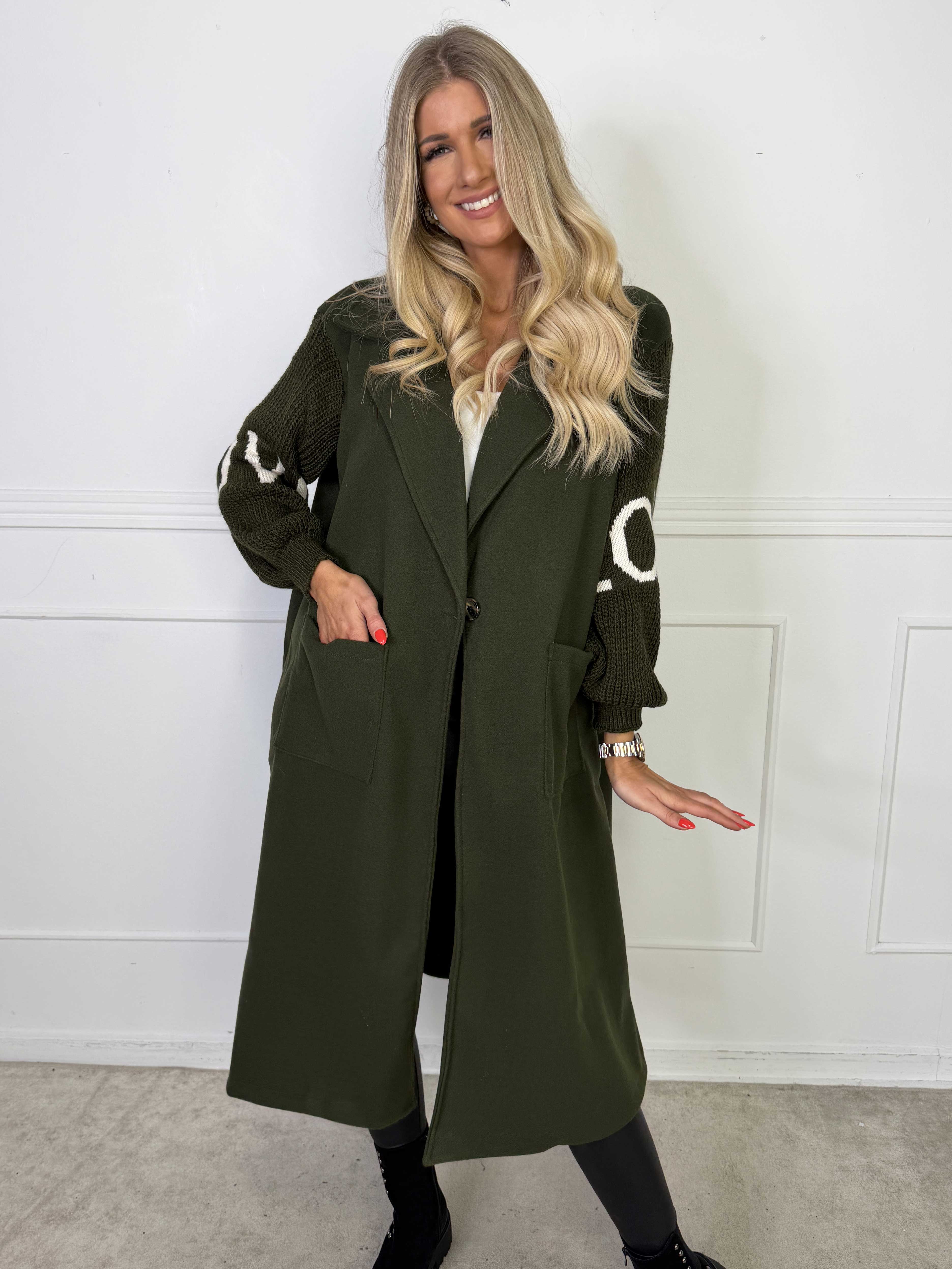 Debbie Midi - Fin frakke med strikærmer